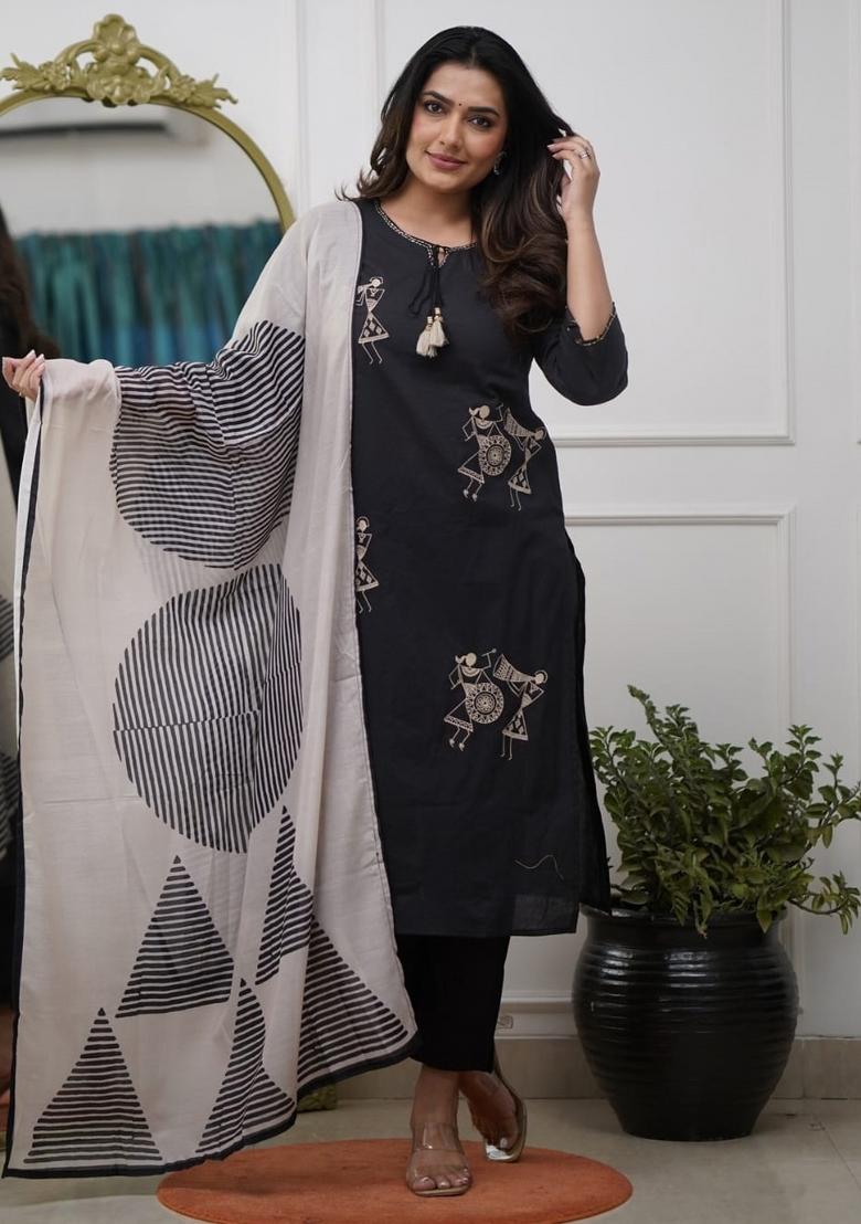 Black Thread Work Pure Silk Kurta Set With Dupatta - Indya