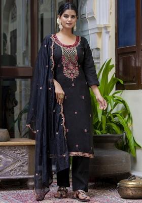 Black Embroidered Silk Blend Kurta Set With Dupatta