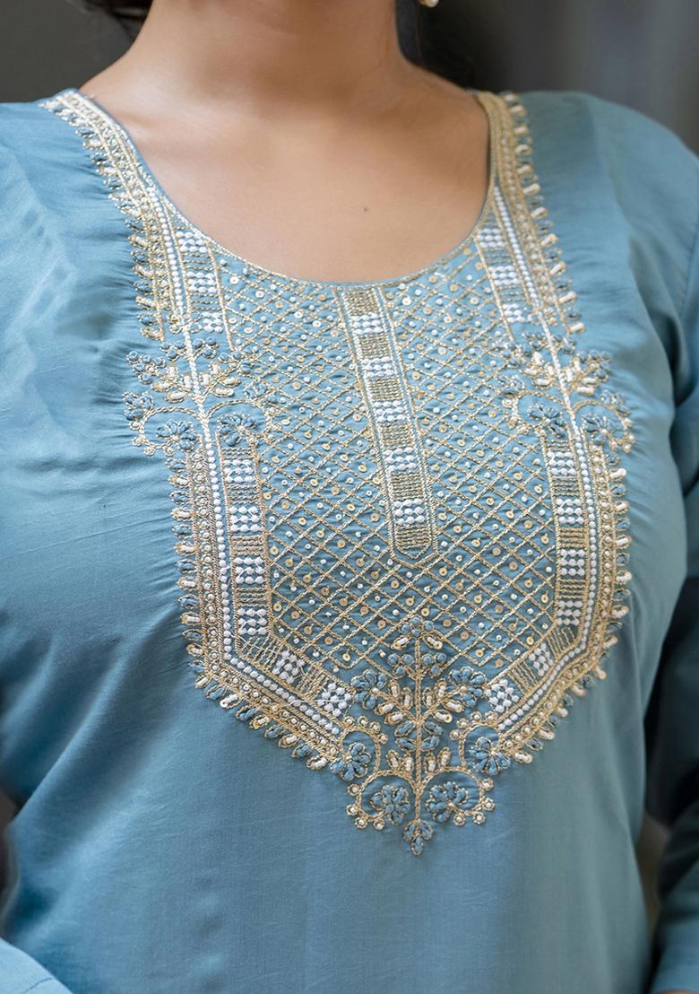 Blue Embroidered Silk Blend Kurta Set With Dupatta