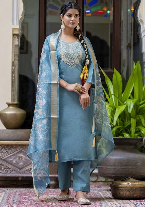 Blue Embroidered Silk Blend Kurta Set With Dupatta