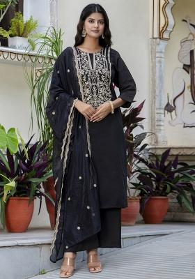 Black Embroidered Silk Blend Kurta Set With Dupatta