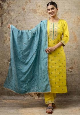 Yellow Embroidered Silk Blend Kurta Set With Dupatta