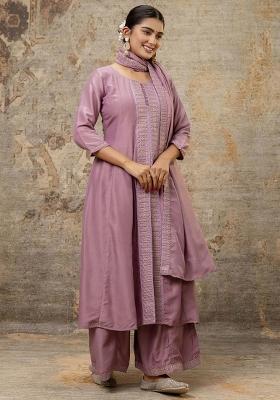 Dusty Pink Embroidered Silk Blend Kurta Set With Dupatta