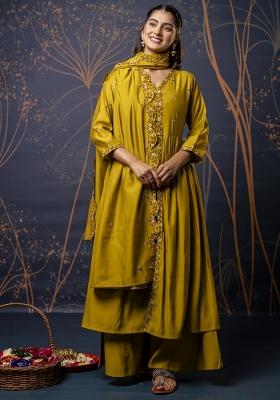 Mustard Embroidered Silk Blend Kurta Set With Dupatta