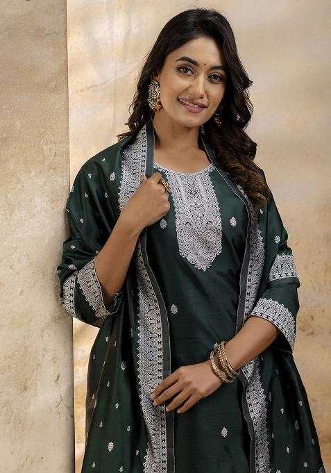 Dark Green Embroidered Cotton Blend Kurta Set With Dupatta