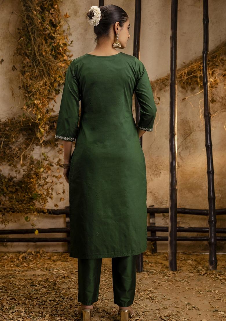 Dark Green Embroidered Silk Blend Kurta Set With Dupatta - Indya
