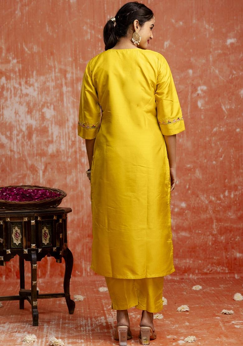 Yellow Embroidered Silk Blend Kurta Set With Dupatta