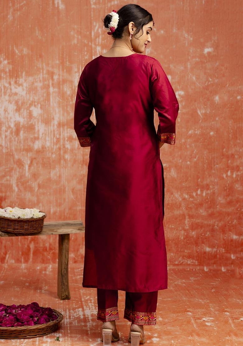 Red Embroidered Cotton Silk Blend Kurta Set With Dupatta