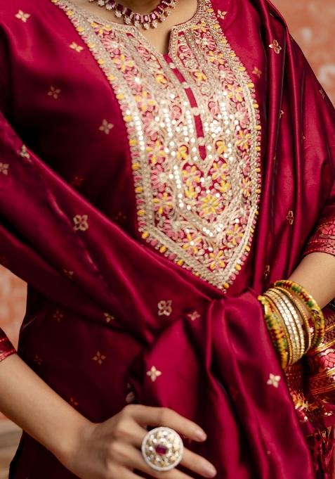 Red Embroidered Cotton Silk Blend Kurta Set With Dupatta