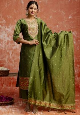 Mehendi Embroidered Cotton Silk Blend Kurta Set With Dupatta