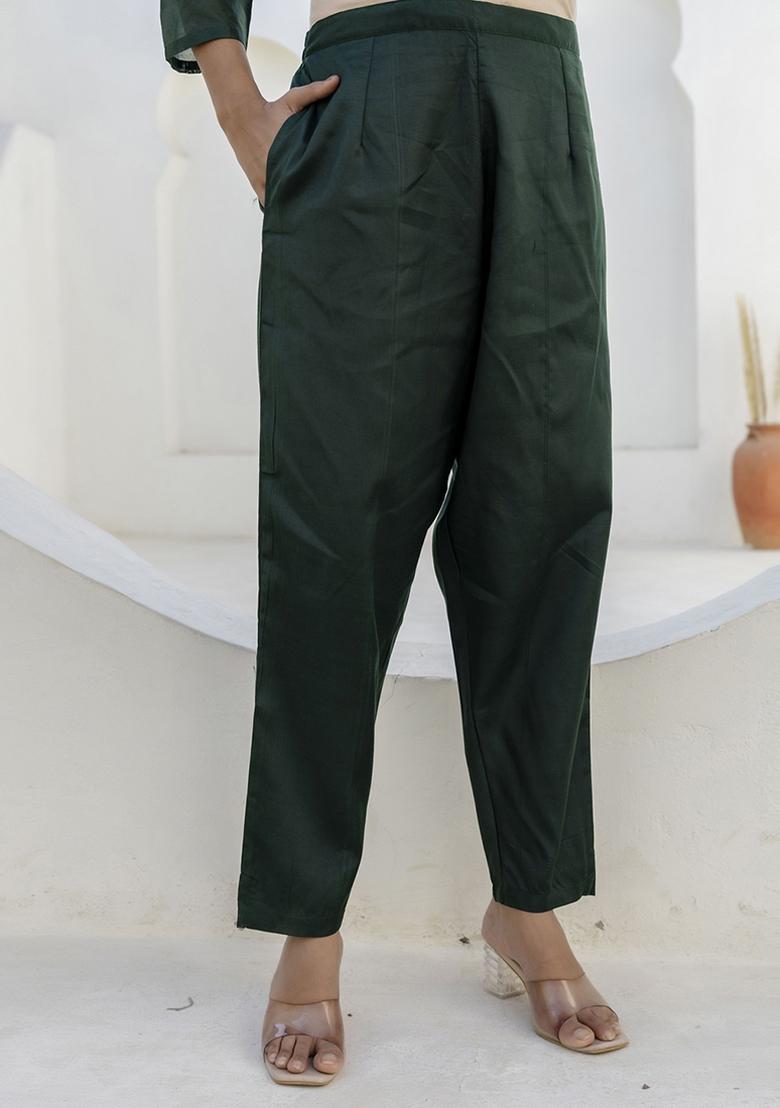 Dark Green Embroidered Chanderi Silk Kurta Set With Dupatta - Indya