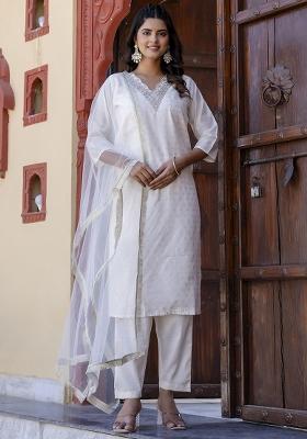 White Embroidered Chanderi Silk Kurta Set With Dupatta