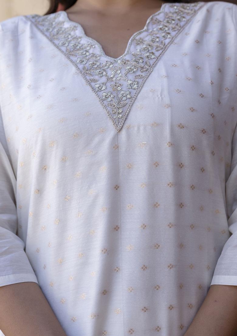 White Embroidered Chanderi Silk Kurta Set With Dupatta - Indya