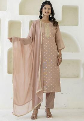 Peach Embroidered Chanderi Silk Kurta Set With Dupatta