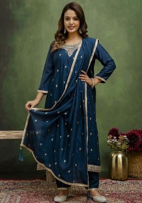 Navy Blue Embroidered Silk Blend Kurta Set With Dupatta