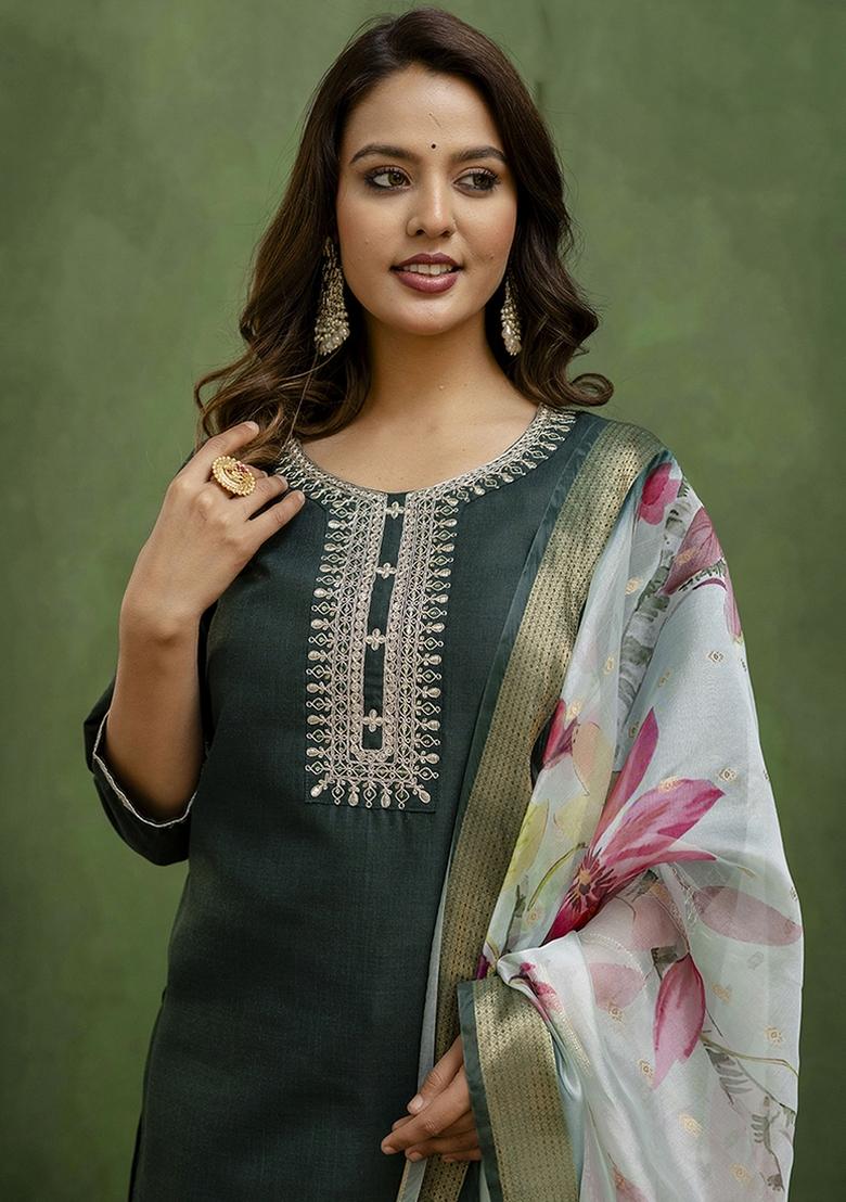 Dark Green Embroidered Cotton Blend Kurta Set With Dupatta