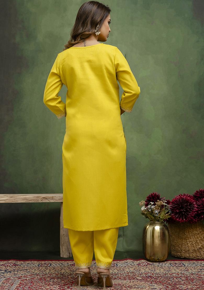 Lime Green Embroidered Cotton Blend Kurta Set With Dupatta