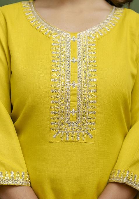 Lime Green Embroidered Cotton Blend Kurta Set With Dupatta