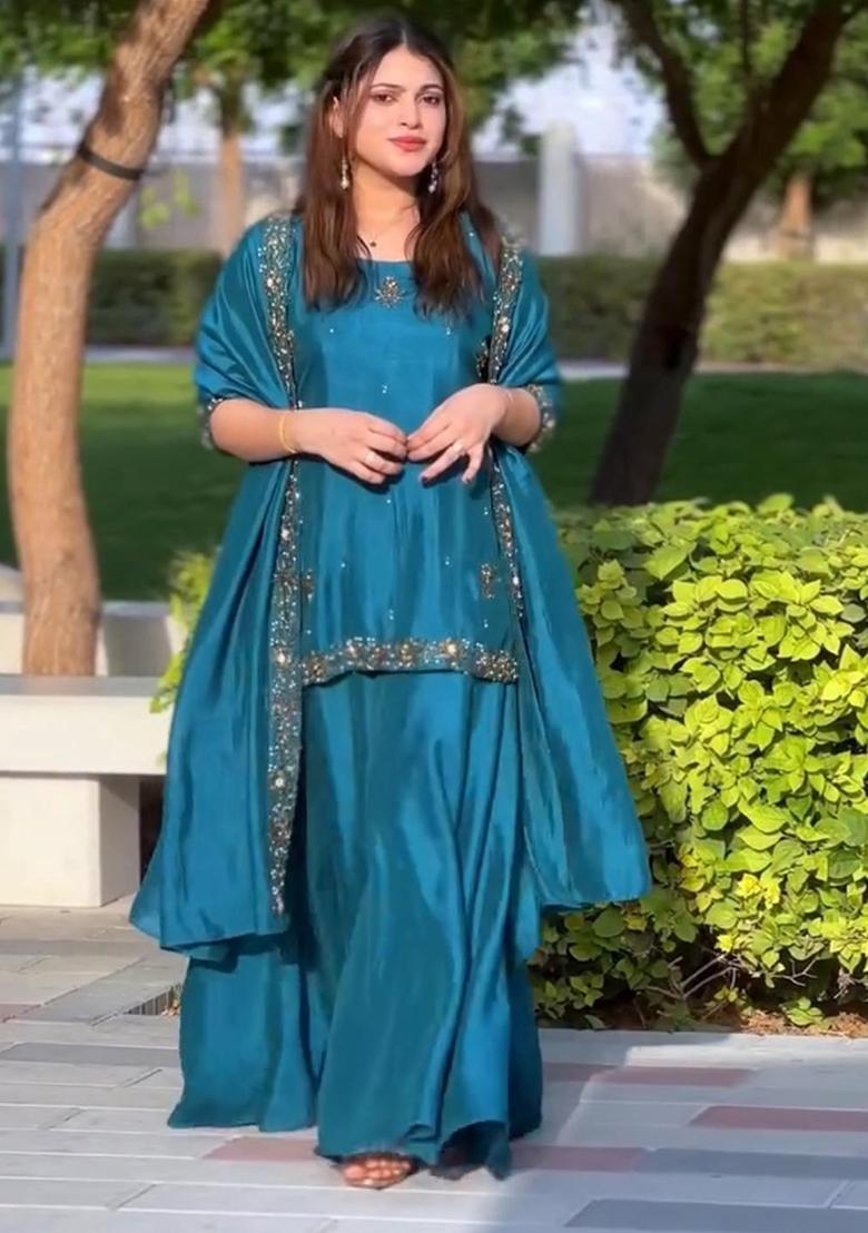 Multicolor Embroidered Crepe Salwar Kameez