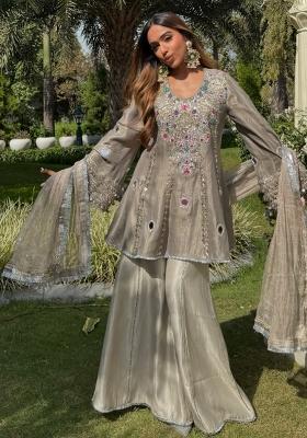 Multicolor Embroidered Crepe Salwar Kameez