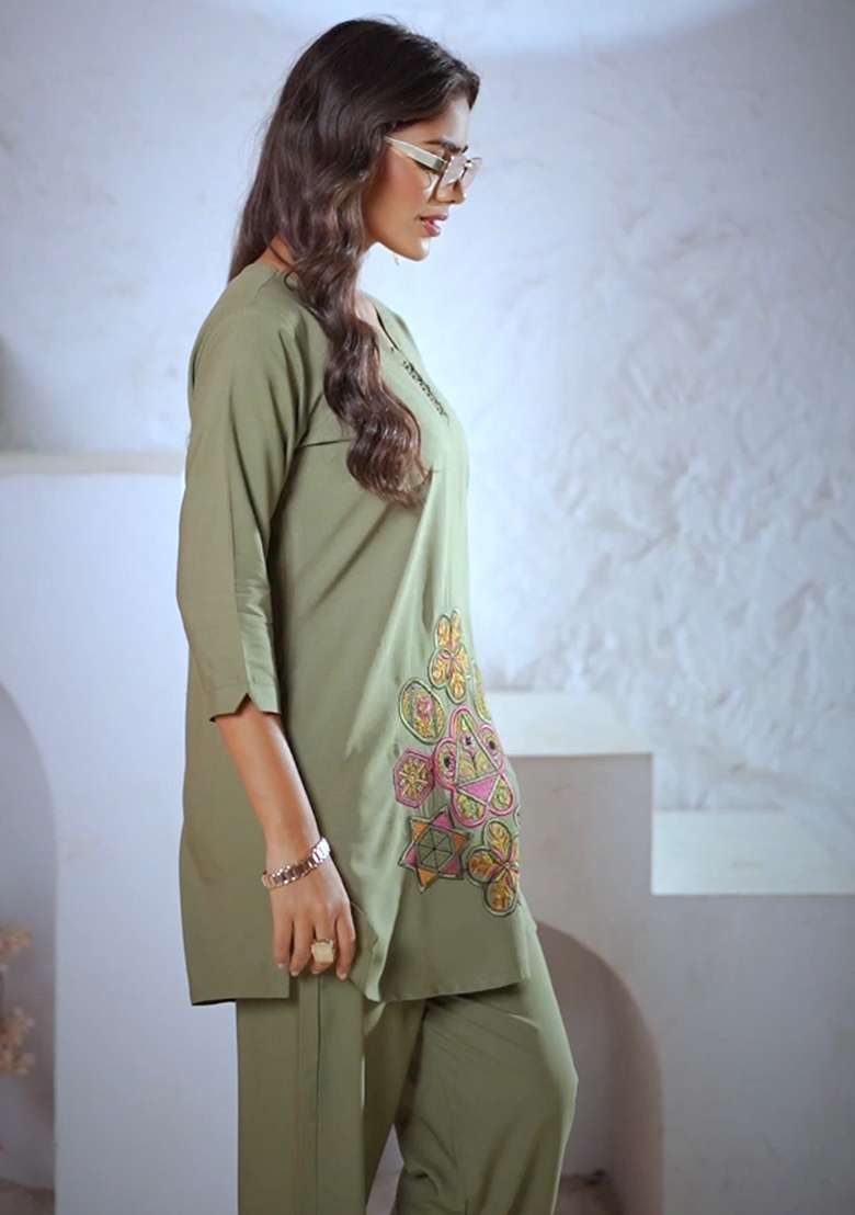 Green Embroidery Rayon Co Ords Set - Indya