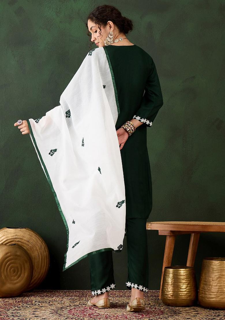 Green Embroidered Cotton Blend Kurta Set