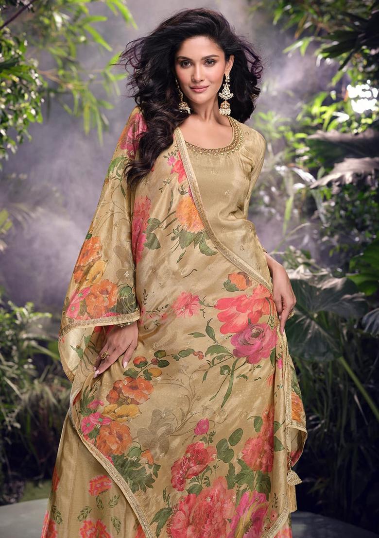 Chiku Embroidered Silk Kurta Set With Dupatta - Indya