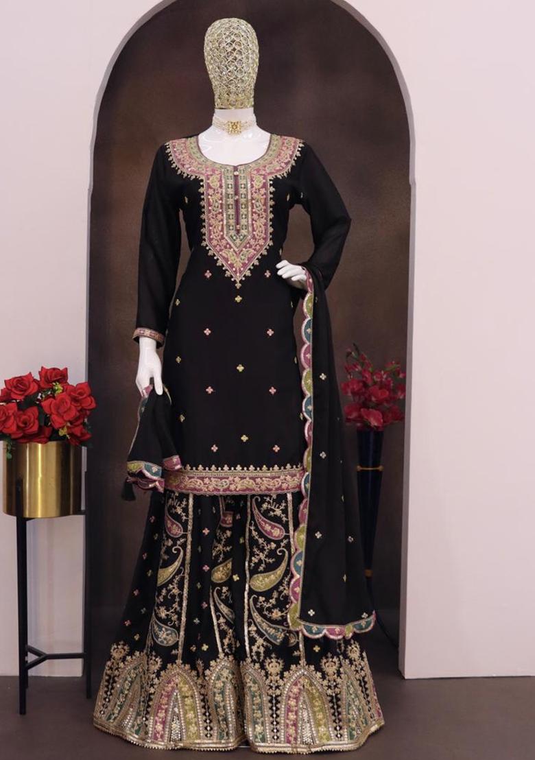 Black Embroidered Silk Kurta Set With Dupatta - Indya