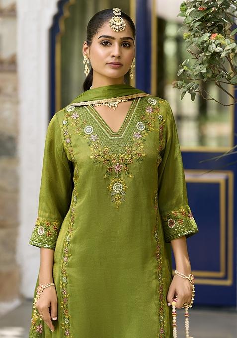 Green Embroidered Shimmer Kurta Set With Dupatta