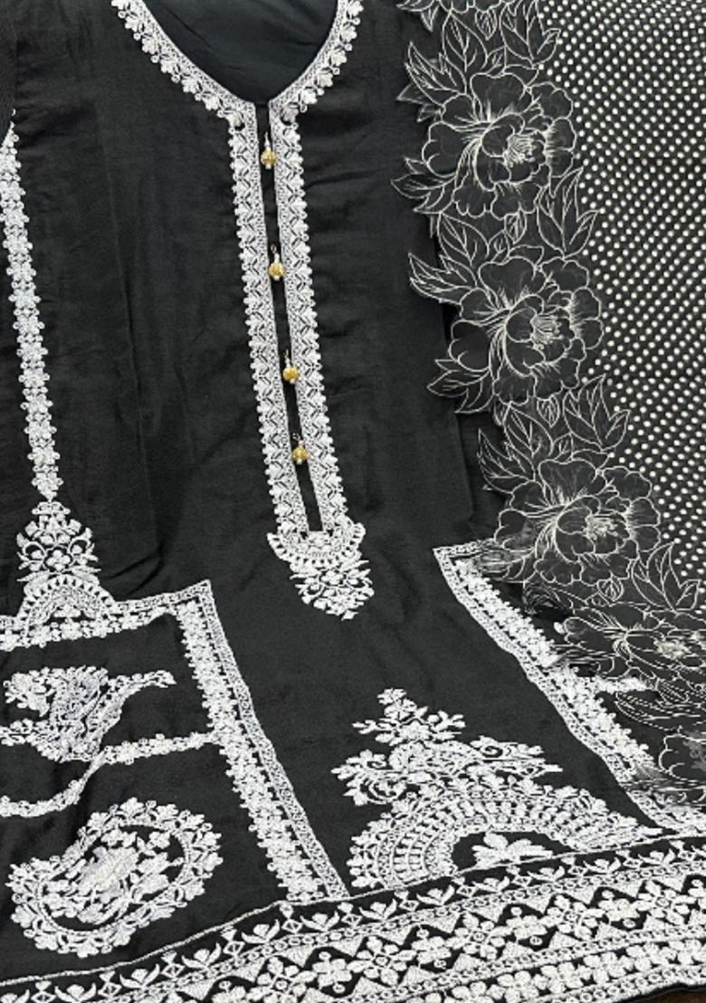 Black Embroidered Silk Kurta Set With Dupatta - Indya