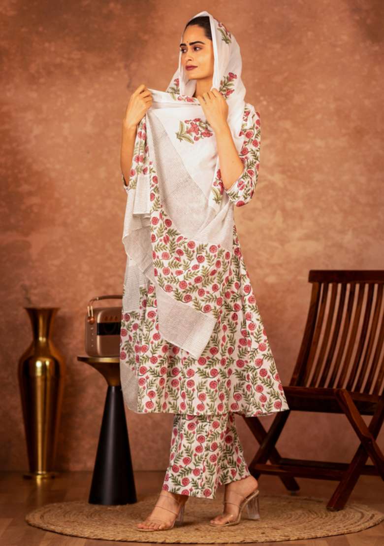 Red Floral Print Cotton A Line Kurta Set - Indya