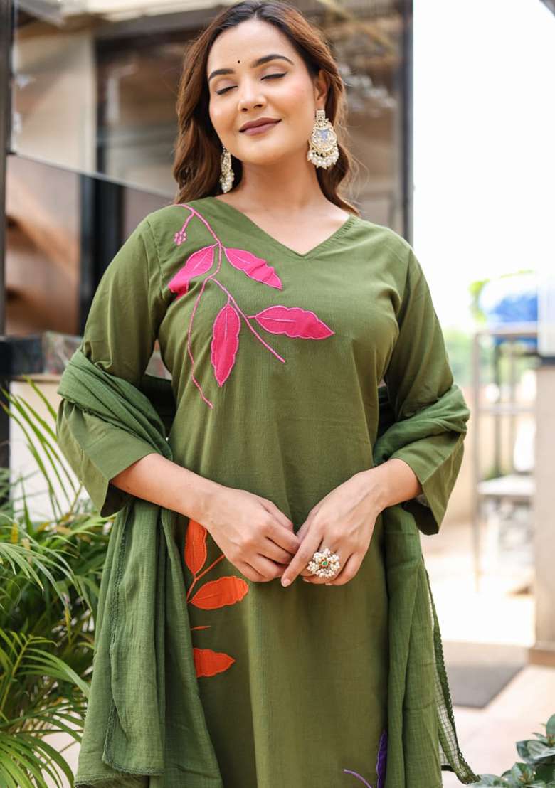 Green Embriodery Cotton Kurta Set - Indya