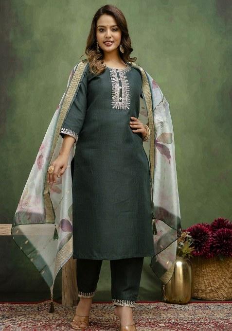 Green Embroidered Blended Kurta Set