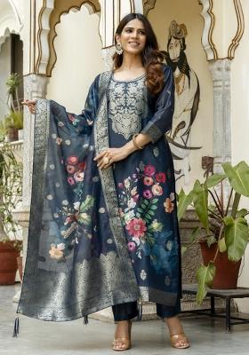 Blue Embroidered Cotton Kurta Set