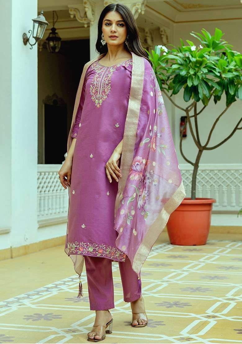 Pink Embroidered Chanderi Straight Kurta Set - Indya