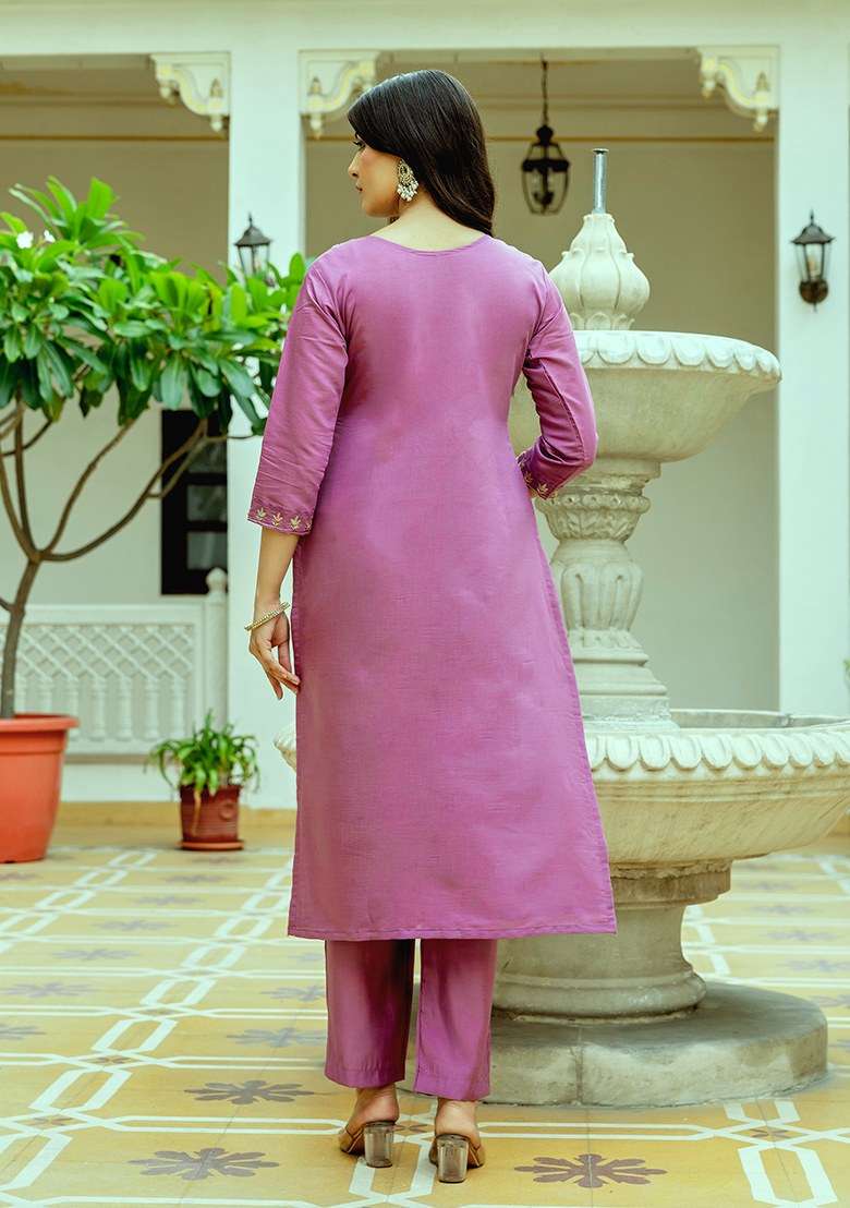 Pink Embroidered Chanderi Straight Kurta Set - Indya