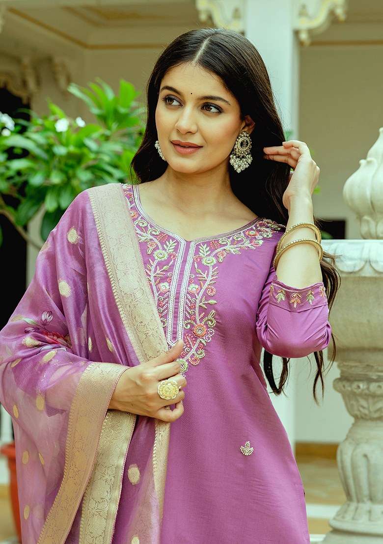 Pink Embroidered Chanderi Straight Kurta Set - Indya