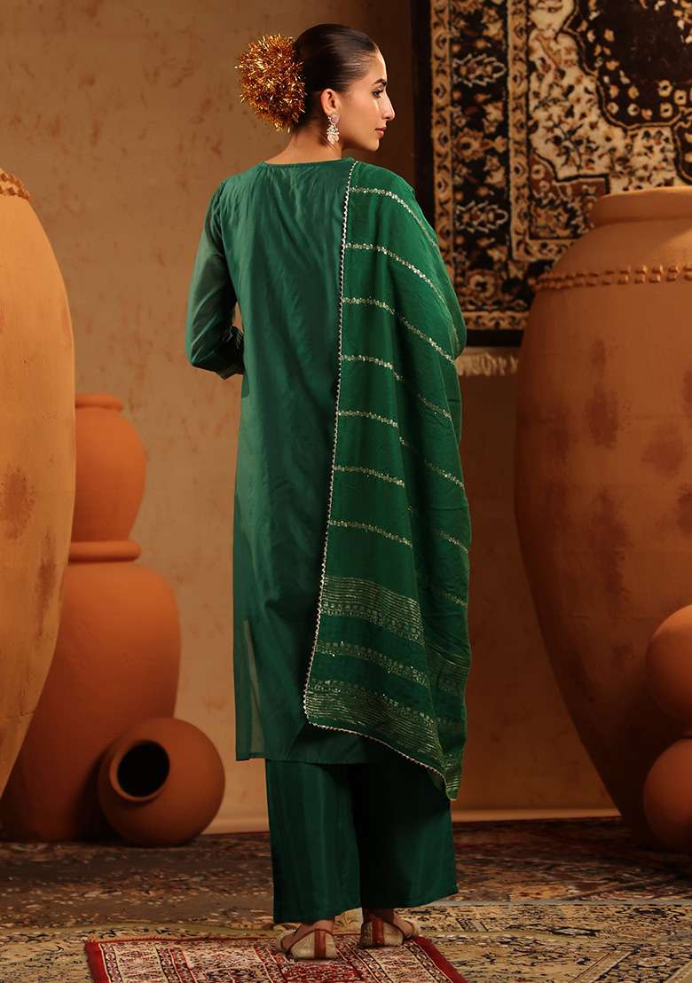 Green Embroidered Chanderi Straight Kurta Set - Indya