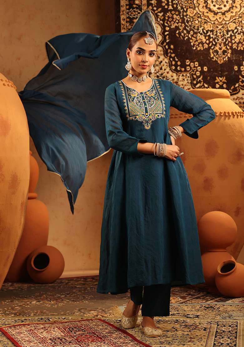 Teal Embroidered Chanderi Pakistani Suit Set - Indya