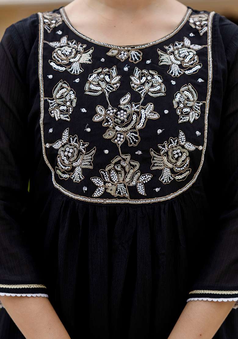 Black Embroidery Chinnon Kurta Set - Indya