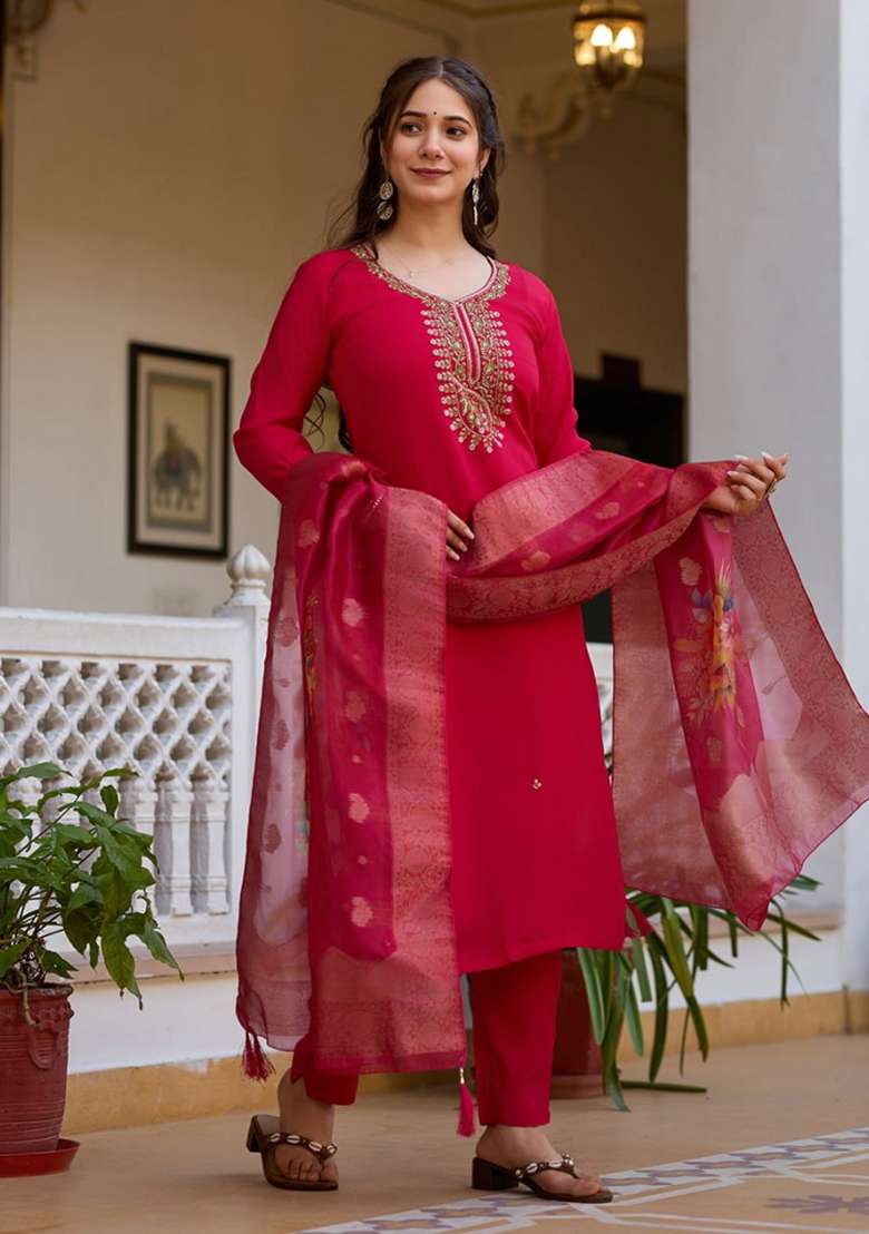 Rani Pink Embroidery Viscose Kurta Set - Indya