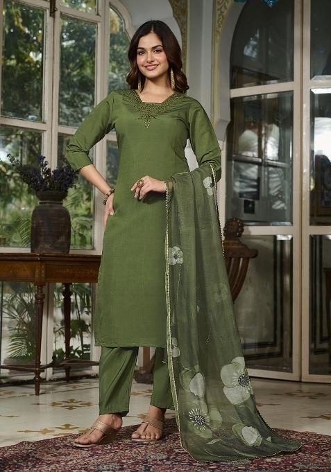 Mehendi Embroidery Viscose Chanderi Kurta Set