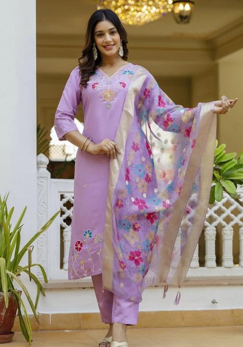 Lavender Embroidery Viscose Gadhwal Kurta Set