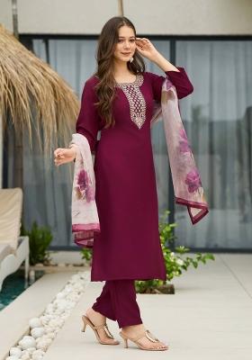 Maroon Embroidery Rayon Kurta Set