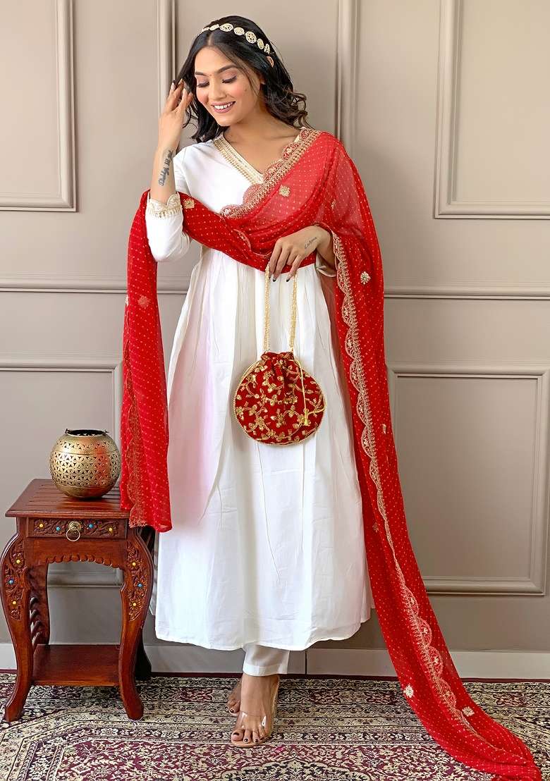 Red Embroidery Chanderi Silk Kurta Set - Indya