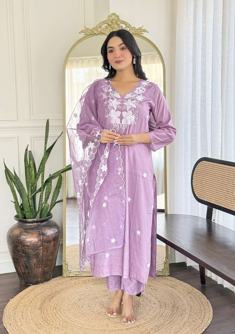 Lavender Embroidery Rayon Kurta Set - Indya