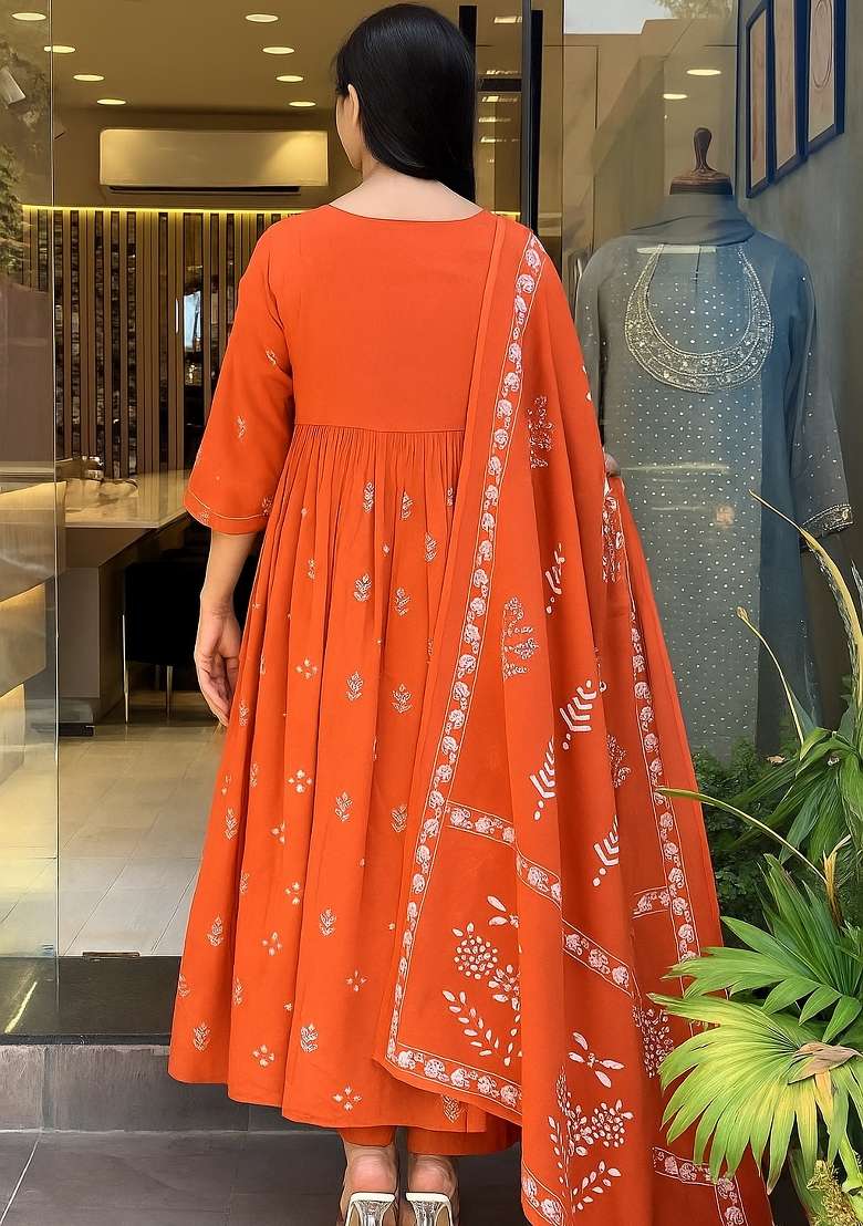 Peach Embroidery Cotton Kurta Set - Indya
