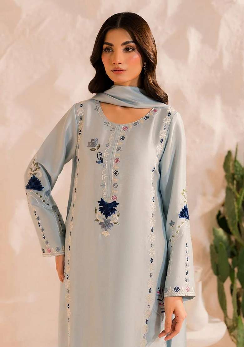 Grey Embroidery Chanderi Silk Kurta Set - Indya
