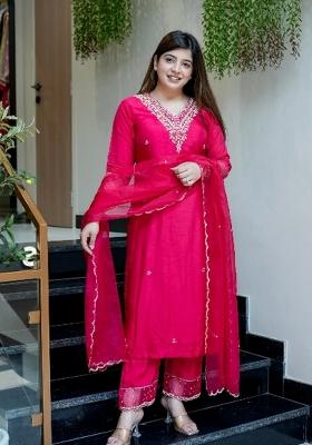 Pink Embroidery Viscose Chanderi Kurta Set