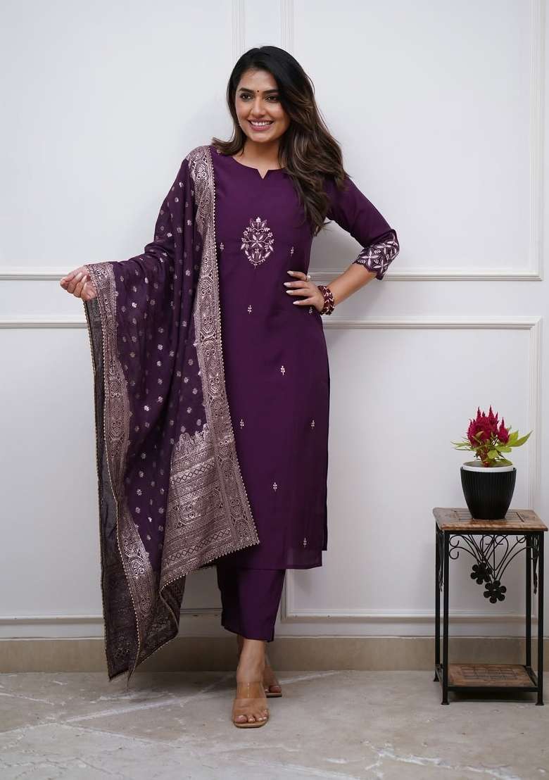 Multicolor Embroidery Chanderi Kurta Set - Indya